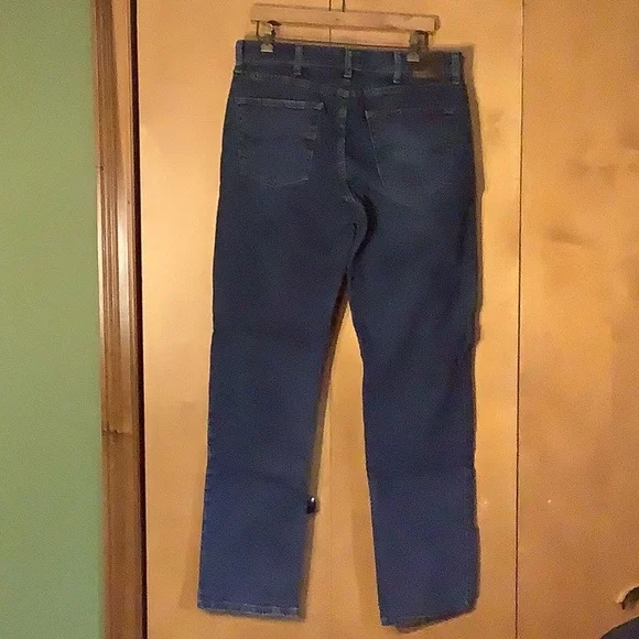 Lee dark wash regular fit jeans, size 34 x 34 - Picture 2 of 5